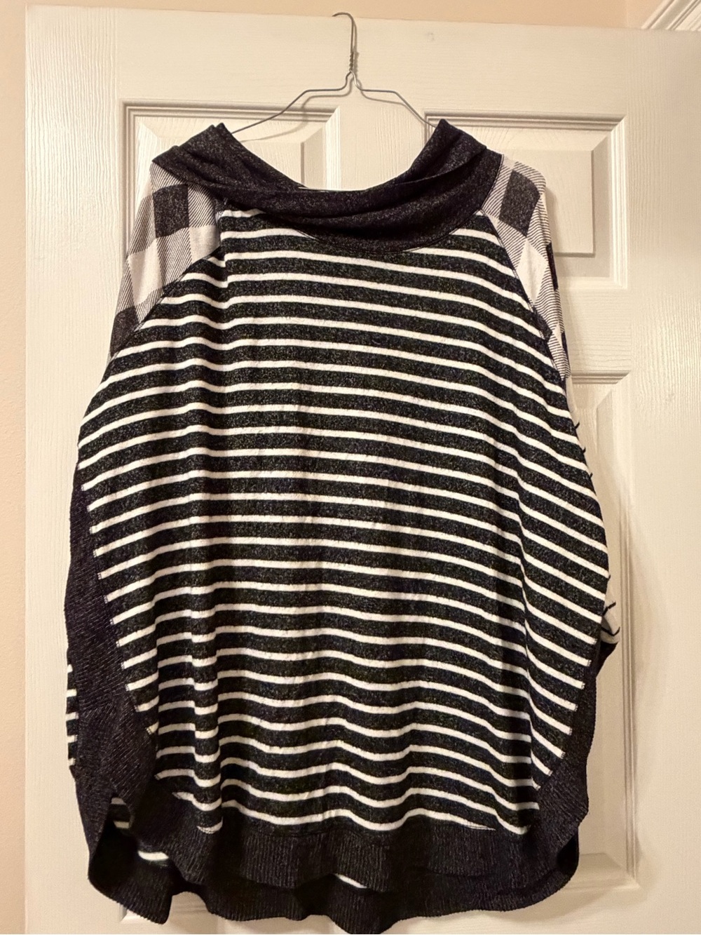 Maurices Black and White Striped Crewneck Top